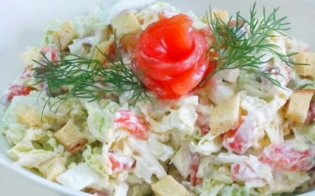Рецепт салата-желе с крабовыми палочками и соленой рыбой