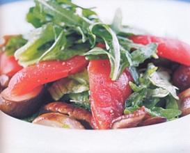 Салат из белых грибов с вялеными помидорами