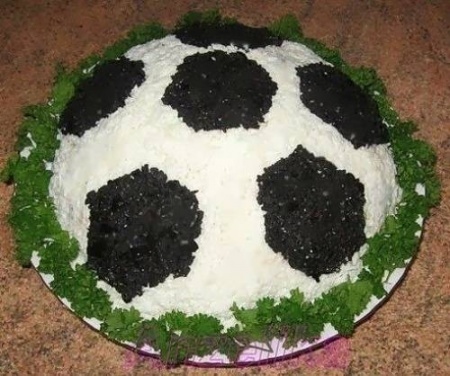 Рецепт салата «Футбольный мяч»