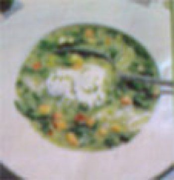 Суп с фрикадельками и салатом батавия
