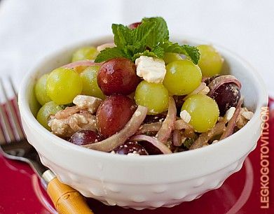Рецепт - салат из винограда и Феты