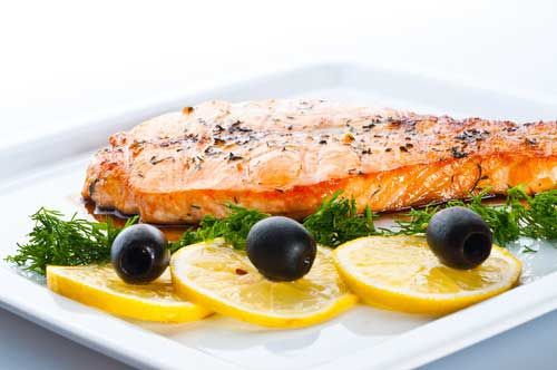 Рецепт - Блюда из рыбы и морепродуктов : Рыба, тушенная с вином